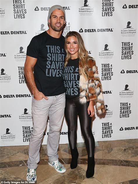 jessie james decker nude|Jessie James Decker Poses Nude In Bombshell Instagram Photo。